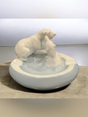 Vintage 1950 Gerold Porzellan Bavaria porcelain ashtray with polar bears.